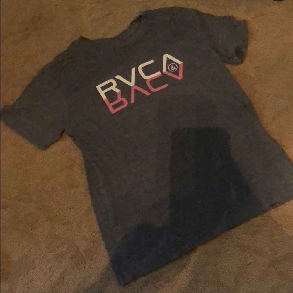 Rvca t shirt